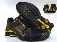 nike shox r4 nouvelle -black-gold